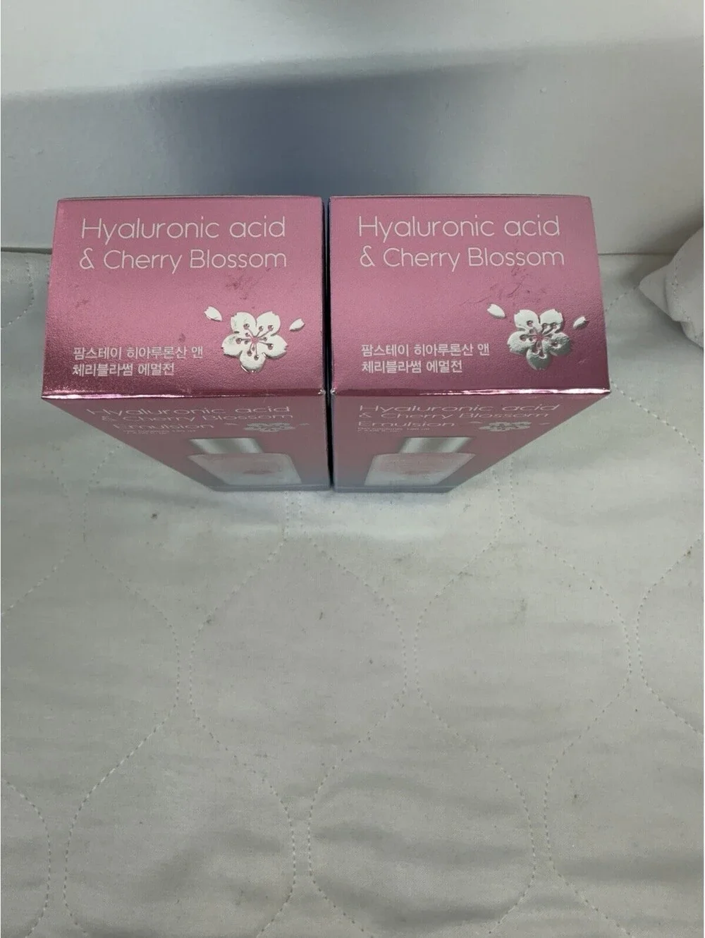 FarmStay Hyaluronic Acid Cherry Blossom Toner & Emulsion Set K-Beauty NEW